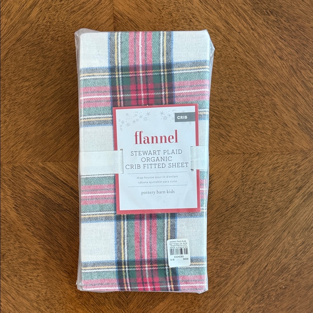 NWT Pottery Barn Kids Flannel Stewart Plaid Crib Sheet in Christmas Plaid Colors